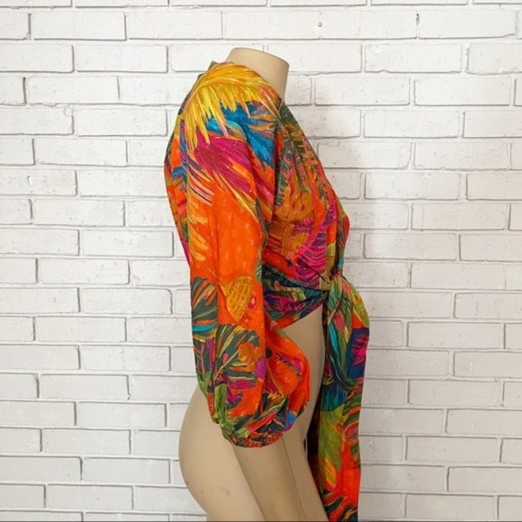 Farm Rio Women’s Red Urban Jungle V Neck Top - Size Small - Picture 11 of 13